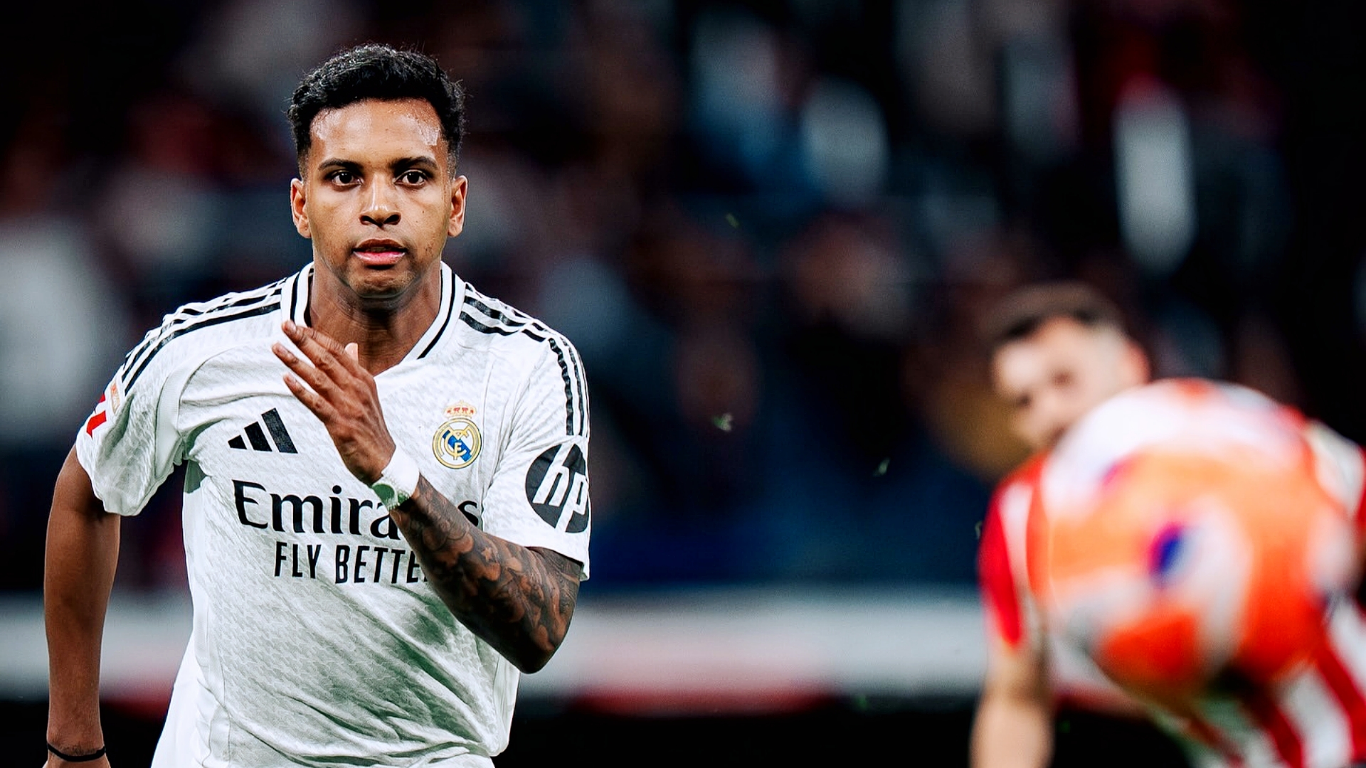 包含皇马逆转瑞士，罗德里戈关键制胜的词条