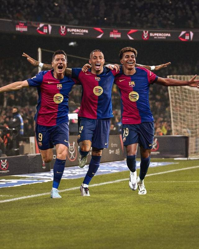 开云APP-巴萨碾压皇马，哈弗茨关键制胜