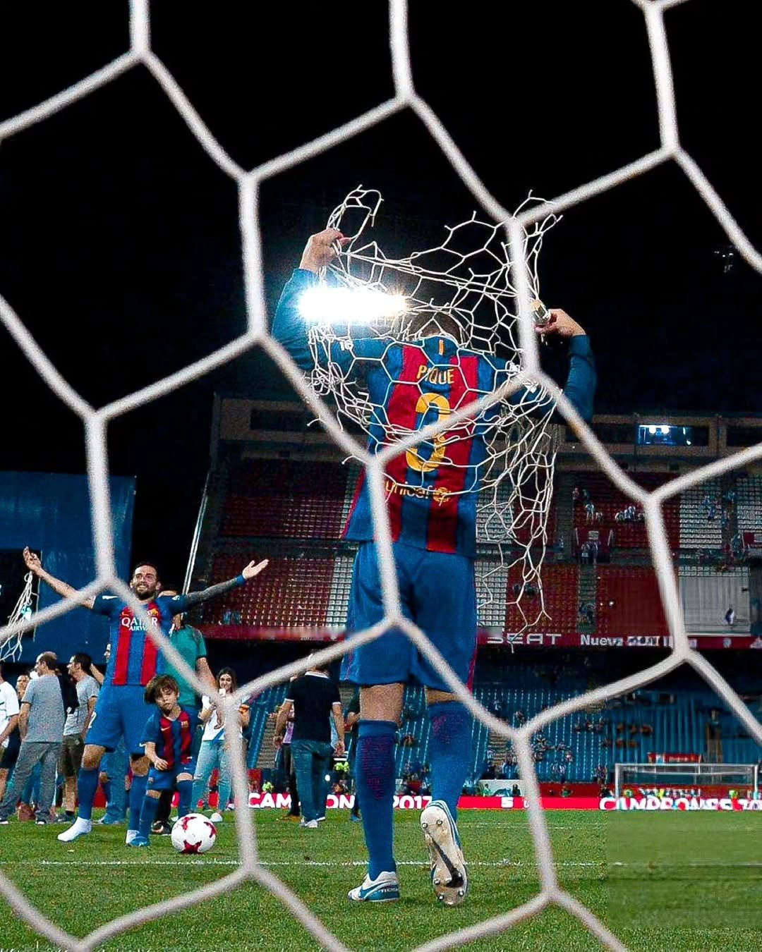 开云APP-巴西翻盘利物浦，卡塞米罗高光表现