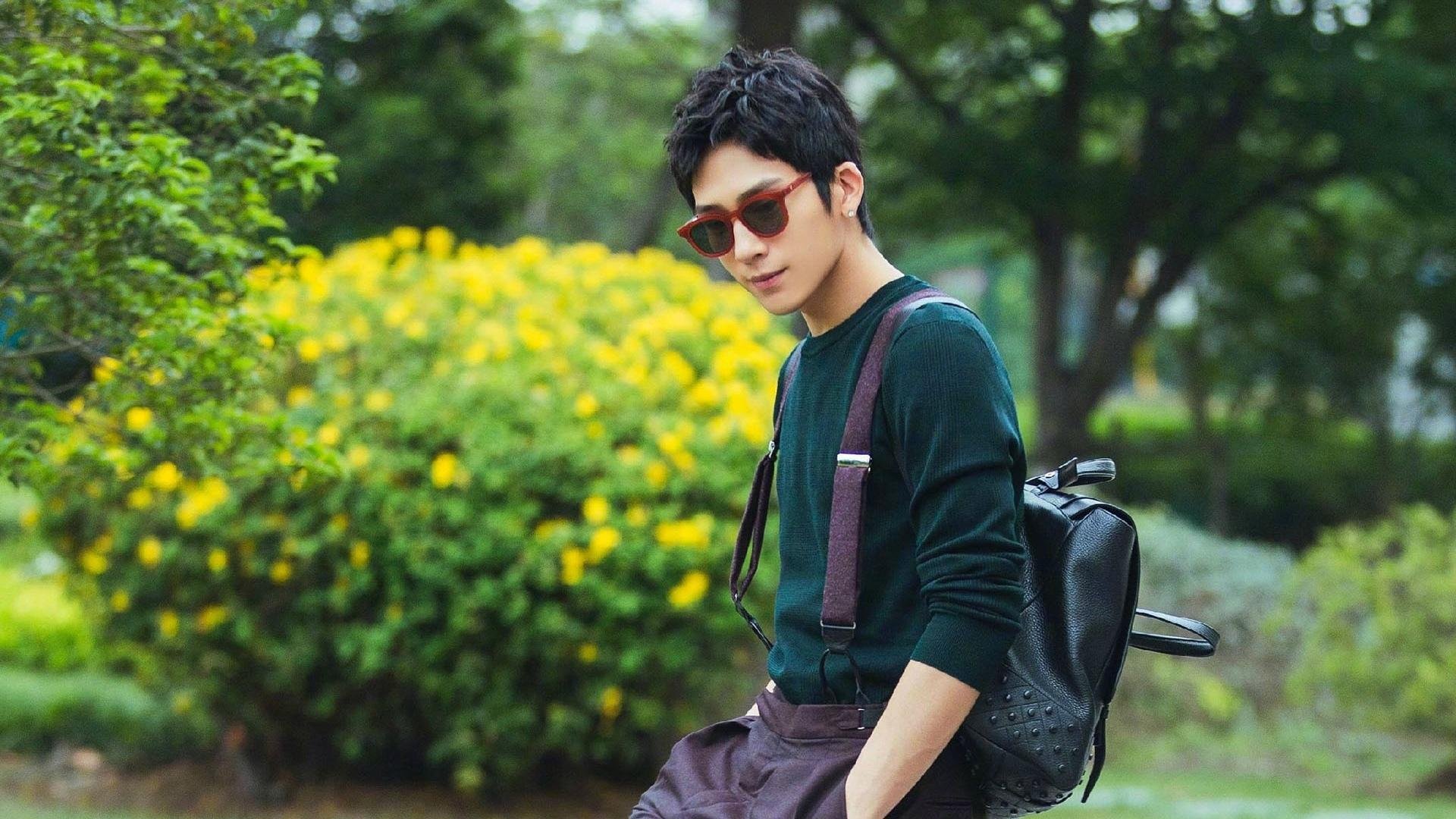 爆冷与辉煌，威尔士逆袭雷恩，本泽马舞台越大越强的足球启示