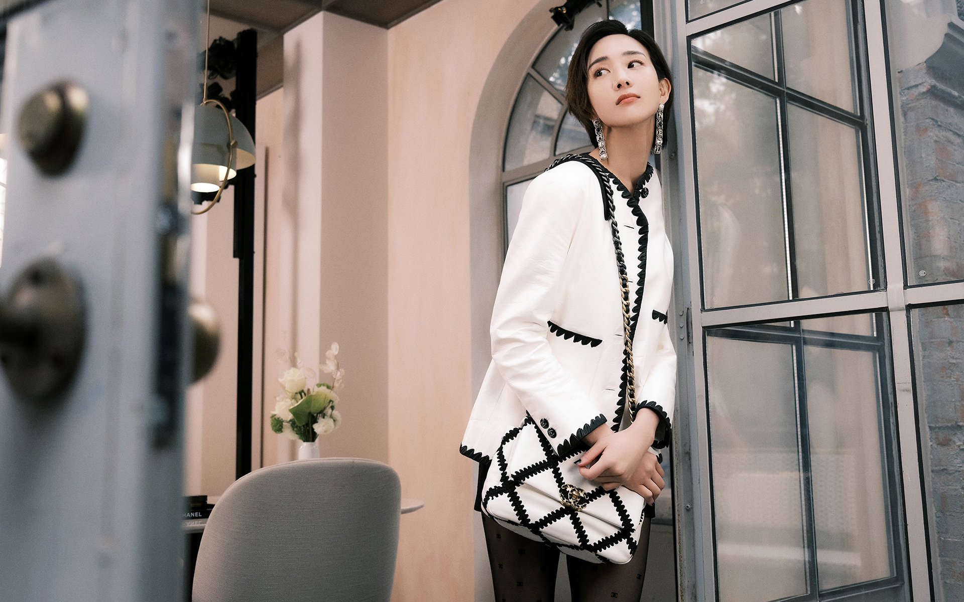 秘鲁对阵曼城，阿坎吉关键时刻挺身而出，定鼎胜局